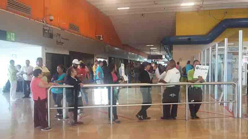 03 Alrededor de 140 vuelos tendrá el Aeropuerto