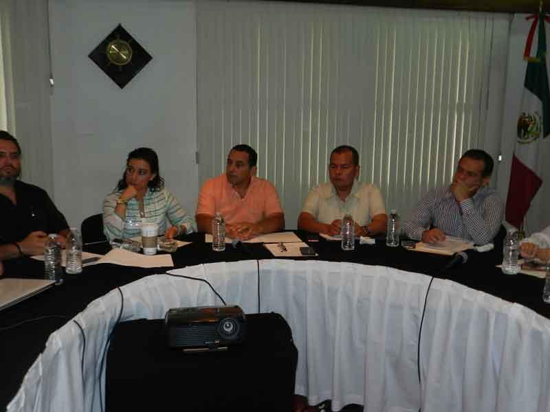 04y05Baha-(1) Piden reconsiderar la Vía Recreativa