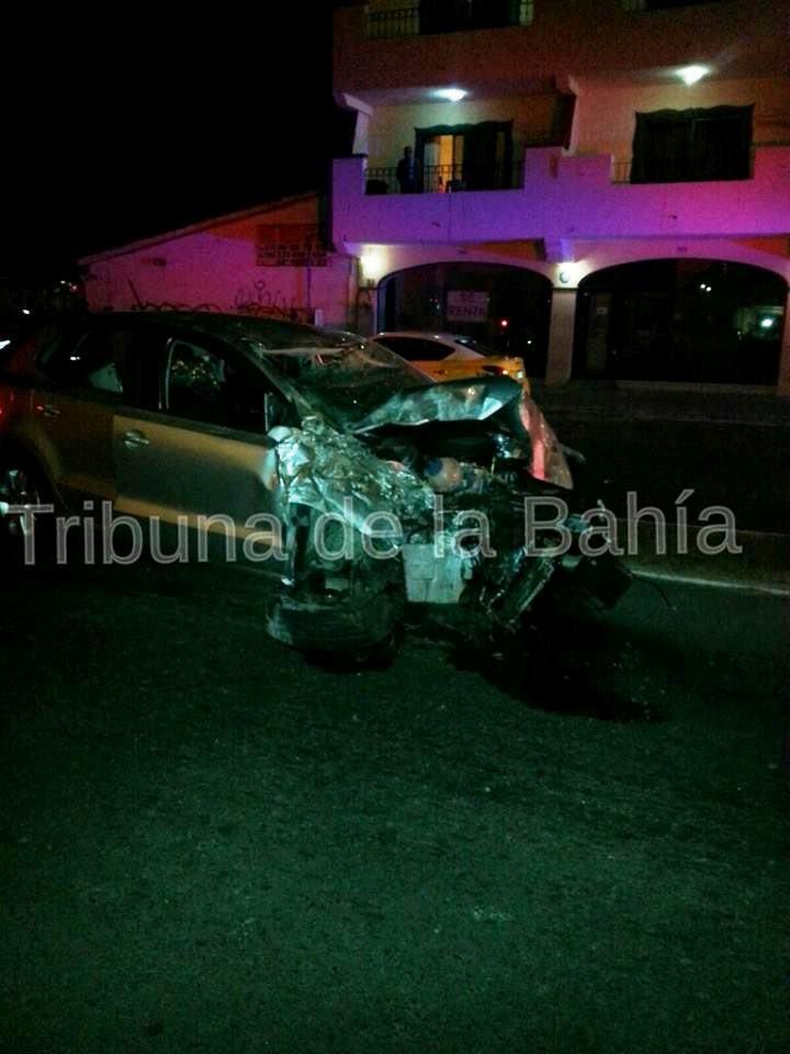 foto: Daniel Garcia Aparatoso accidente sobre Medina Ascencio Puerto Vallarta