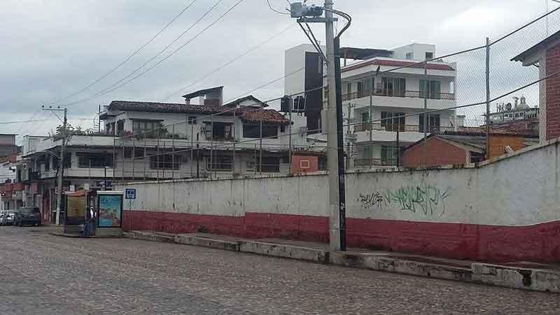 14y15a3) Embellecerán con poesía calles del primer cuadro de la ciudad