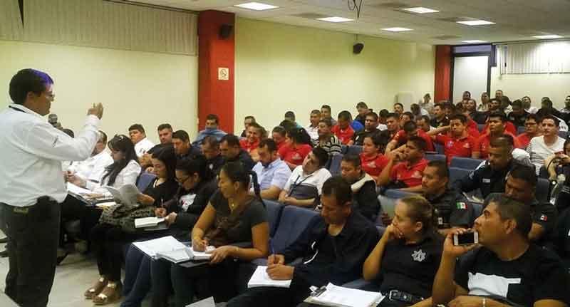 30sucesos-falta01 Capacita Fiscalía a policías de la Zona Sur en materia de Oralidad