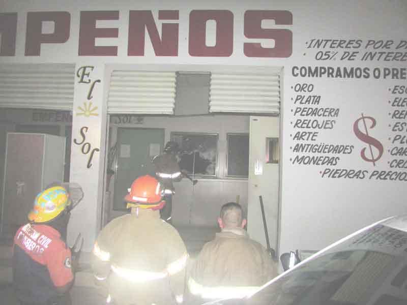 30y31Sucesos-(11) Ardió casa de empeños