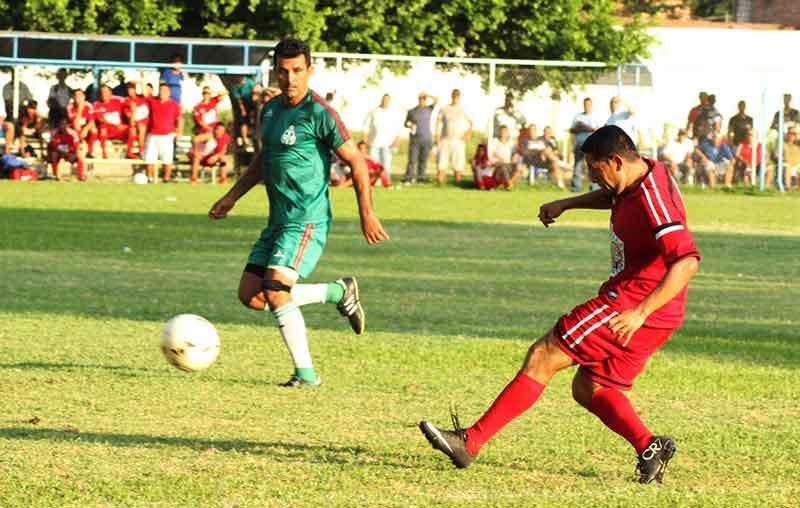 Cascarita Reanudan torneo Arturo Rojas en la Liga Cascarita de Futbol