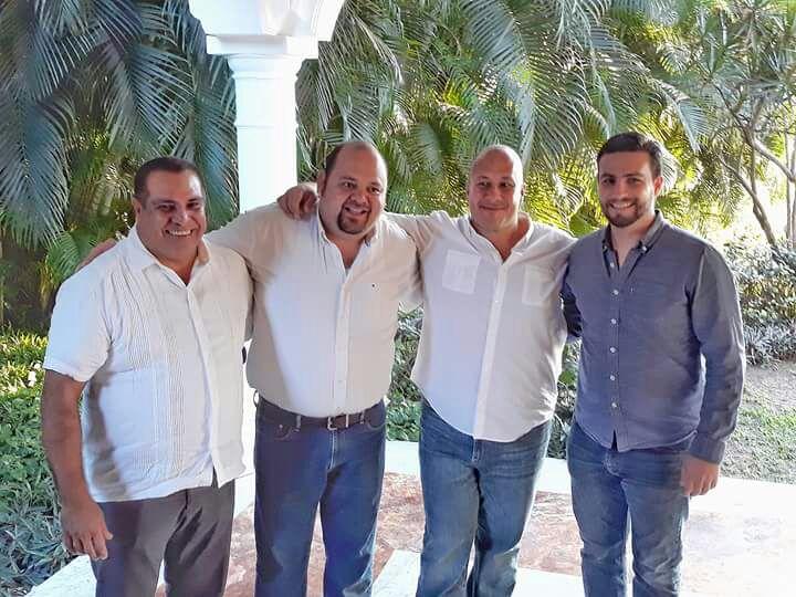 04y05Bahía (2) Empieza la entrega de Bienevales a adultos mayores y personas con discapacidad