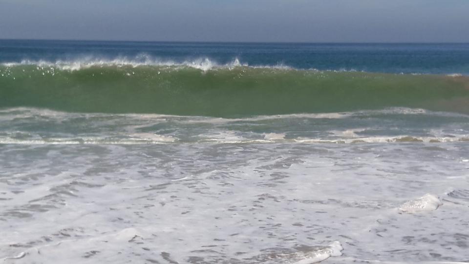10y11Bahía (1) Podría bajar hoy el oleaje en las playas de Puerto Vallarta
