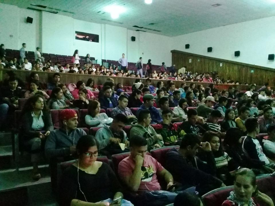 10y11Bahía (5) Recibe el CUC a estudiantes de nuevo ingreso, y reanuda actividades