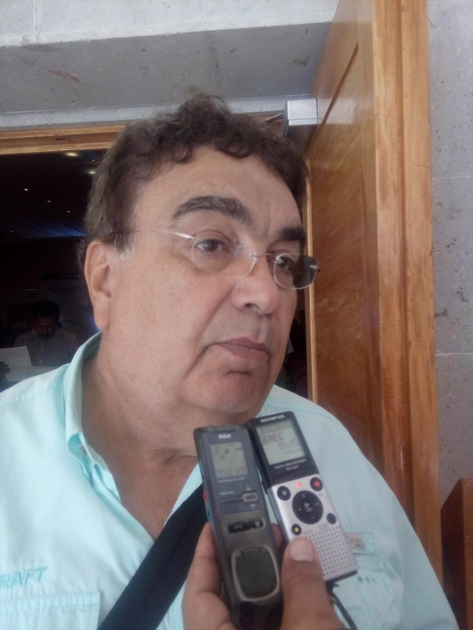 12y13Bahía (3) Atender un pronóstico meteorológico, puede evitar perdida en agricultura