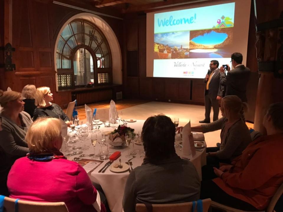 12y13Bahía02 Inicia promoción de PV en la Feria Matka de Finlandia y la Fitur de Madrid
