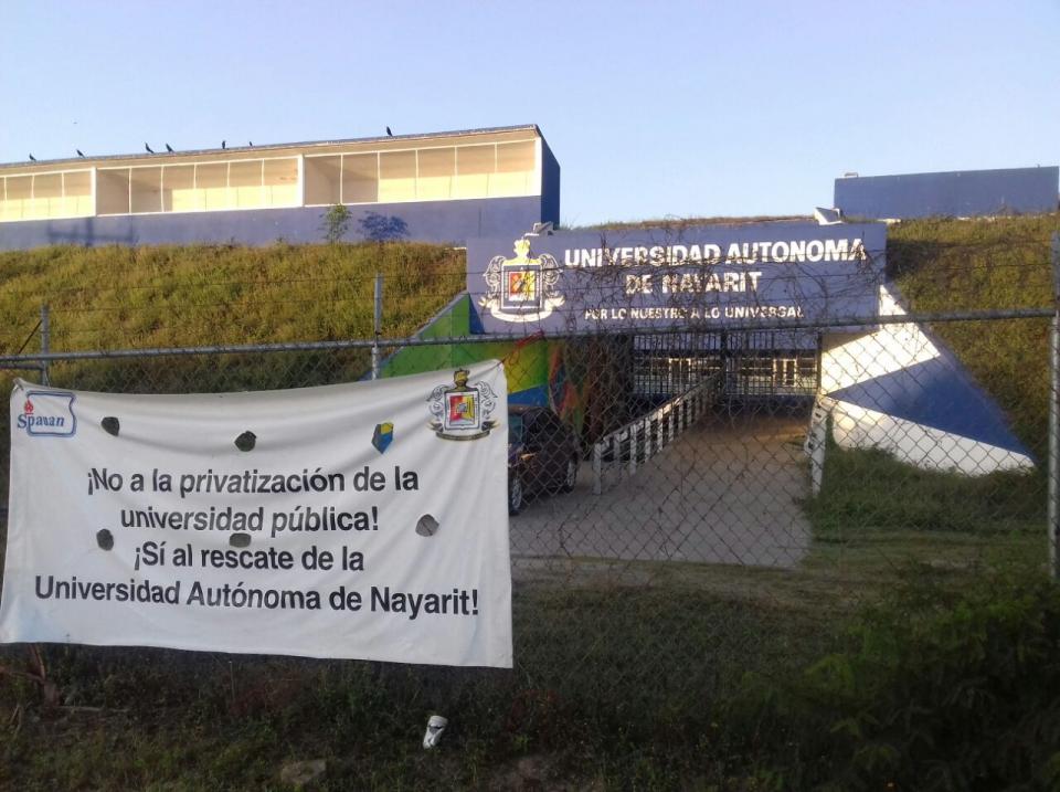 14y15Bahía (6) Acuerdan maestros de la UAN tres días de paro general laboral