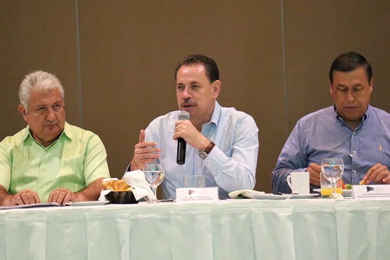 20y21Bahía (8) Mejora Jaime Cuevas saneamiento de aguas residuales en Punta de Mita