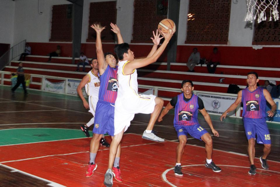 24y25Deportes (1) Se calientan MMC y Wildcats Bahía