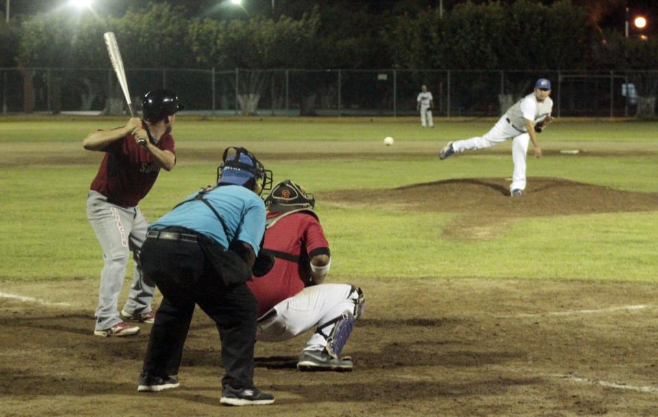 26y27Deportes (4) Buscan al sexto equipo de segunda
