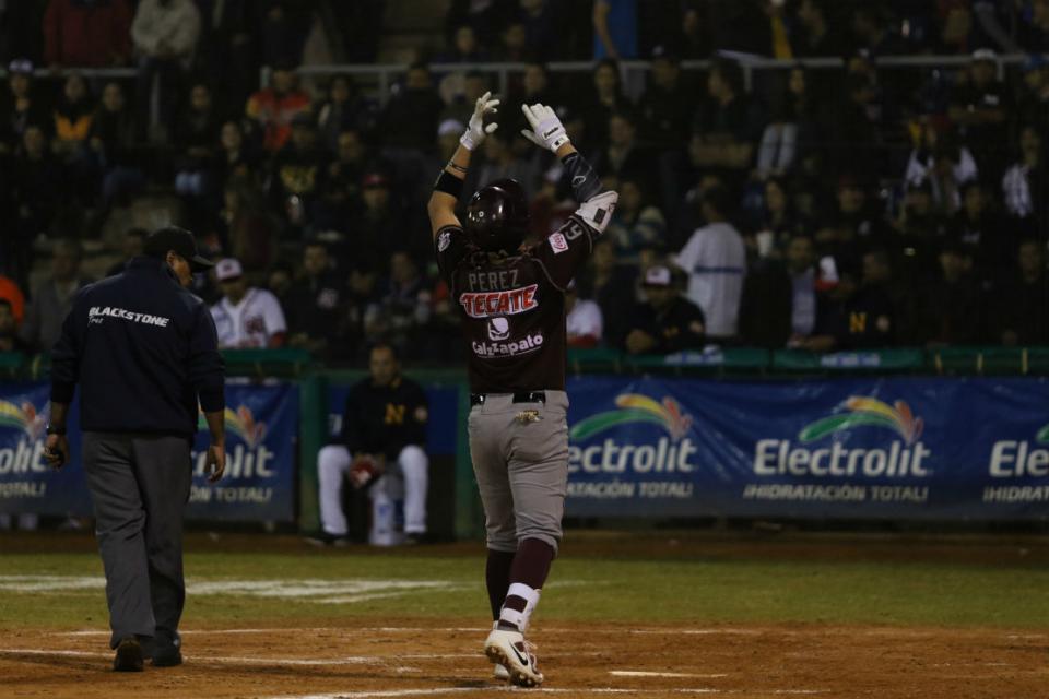 26y27Deportes01 Tomateros gana en extrainninngs y es campeón de la Liga Mexicana del Pacífico