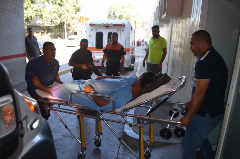 28y29Sucesos (11) Sujetos vestidos de marinos, le dispararon y lo lesionaron
