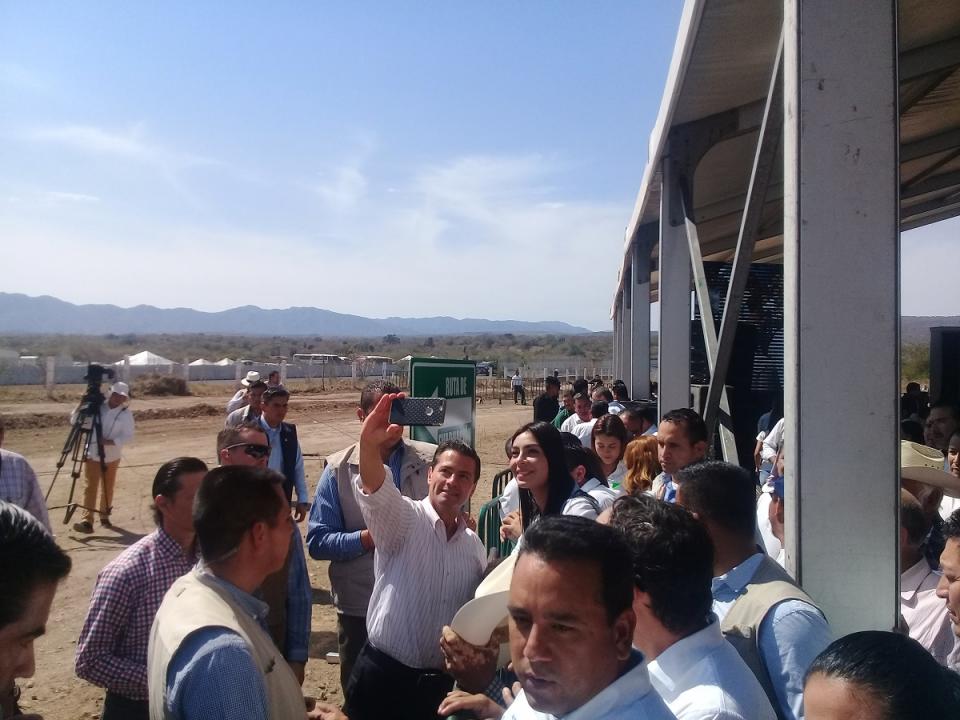 03Bahía Tema del Día (2) Con sabor a despedida, entrega EPN autopista Jala-Compostela