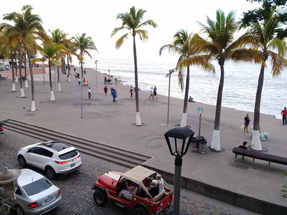 03Bahía Tema del Día Sacuden sismos 4.5 y 6.0 a Jalisco; se sintió fuerte en PV