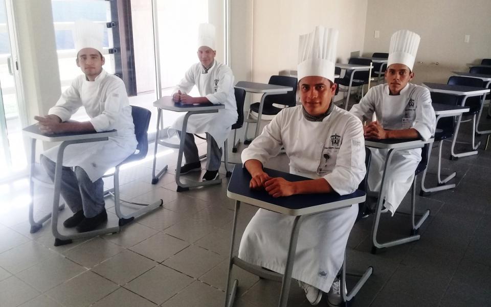 10y11Bahía (1) Abren sofisticadas instalaciones de la Escuela Estación Gourmet en Vallarta