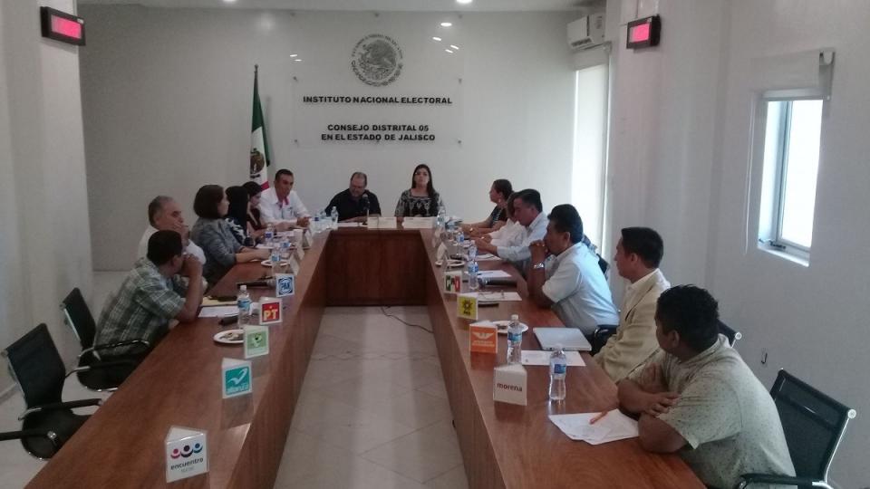 10y11Bahía (3) Avanza proceso electoral entre el INE y el IEPC en Puerto Vallarta
