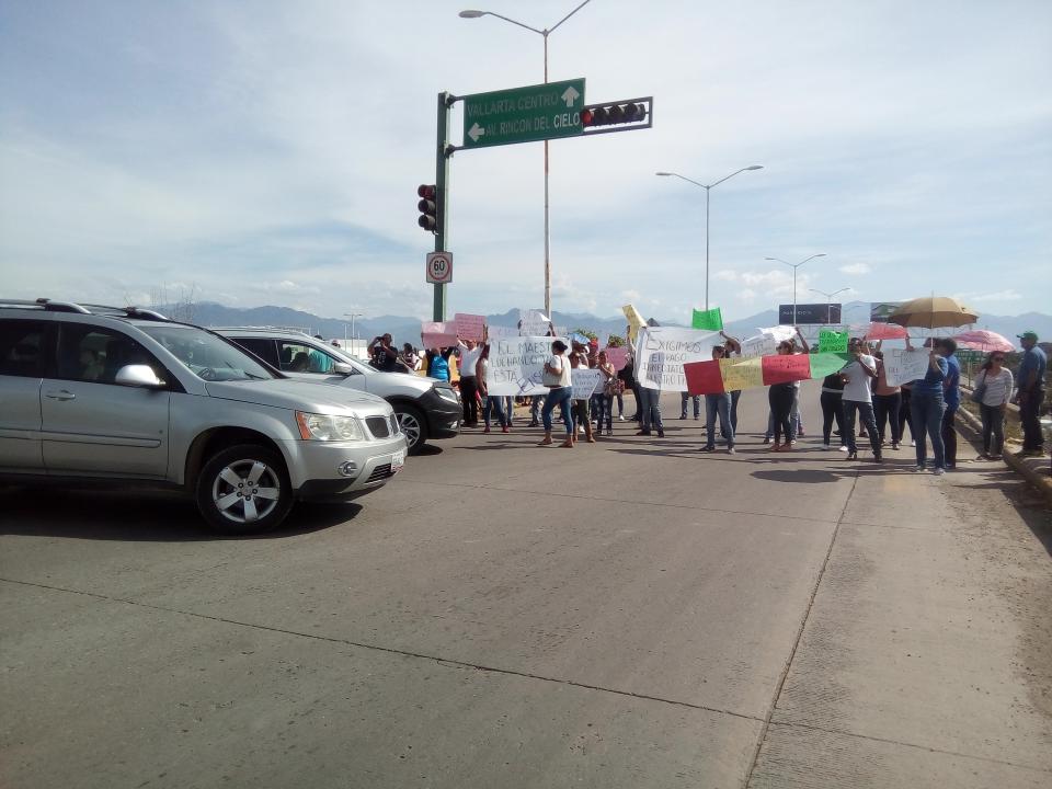 12y13Bahía (2) Se reanudan clases en la UTBB tras acuerdos con el Sindicato