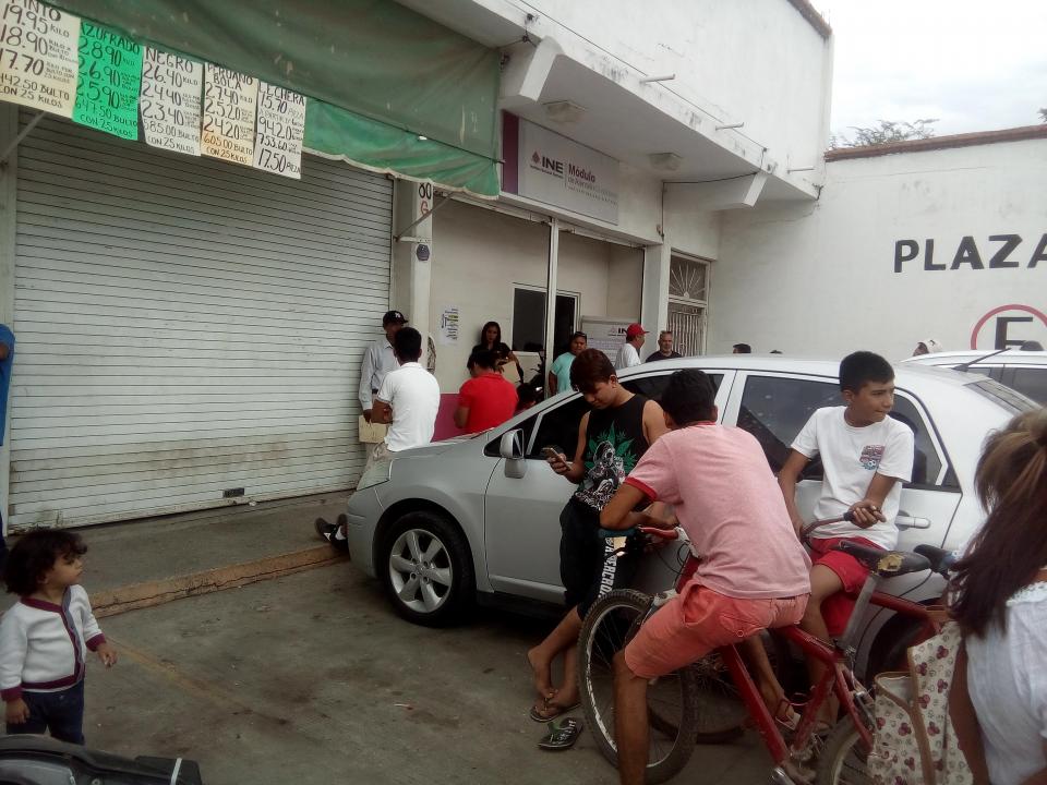 12y13Bahía (3) Ayer concluyó el plazo para tramitar Credencial de Elector