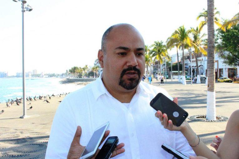 12y13Bahía (5) En dos años, reducen 92% el presupuesto a Región Sanitaria