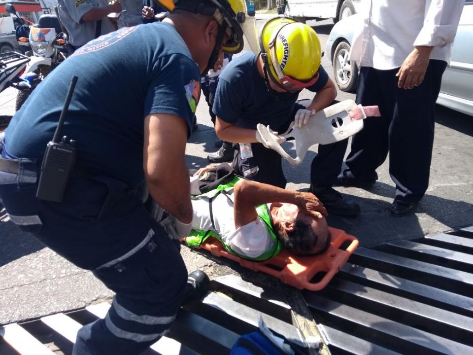 22y23Sucesos (12) Atropellan a agente de seguridad