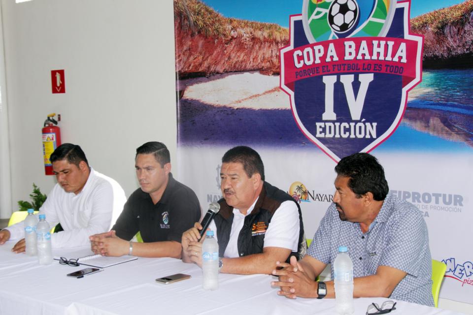 26Deportes (1) Presentaron ayer la IV Copa Bahía