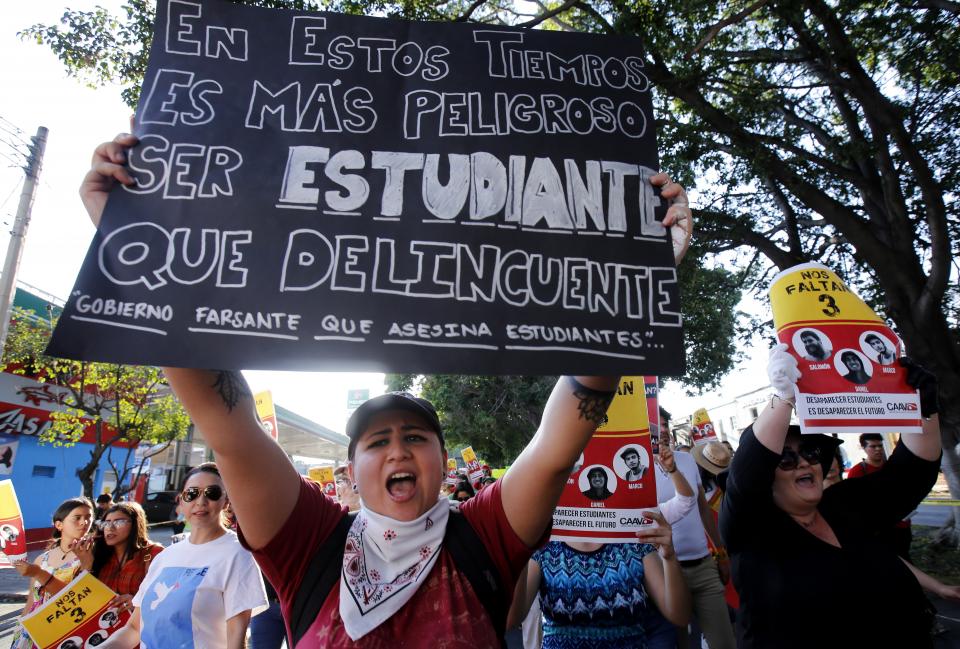 MEXICO-CRIME-STUDENTS Buscan a casi 5 mil en Jalisco