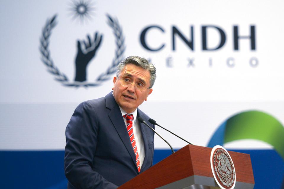 04y05Bahía Tema del día01 INFORMES DE LABORES CNDH Desfavorable balance en derechos humanos