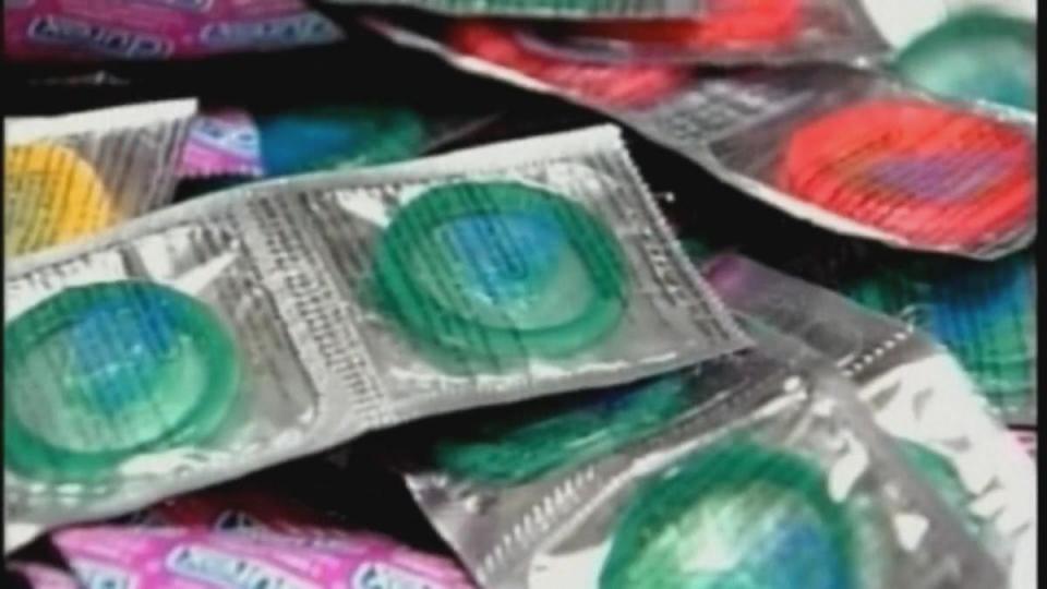 10y11Bahía (3) Regalaran 10 mil preservativos en playas y zonas turísticas