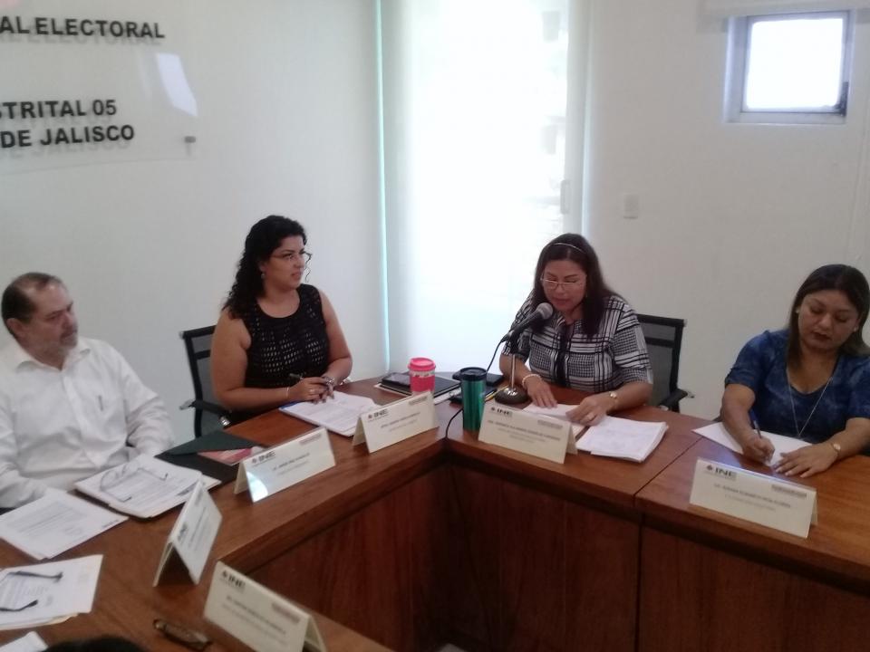 12y13Bahía (1) Avanza 73% capacitación a funcionarios de casillas