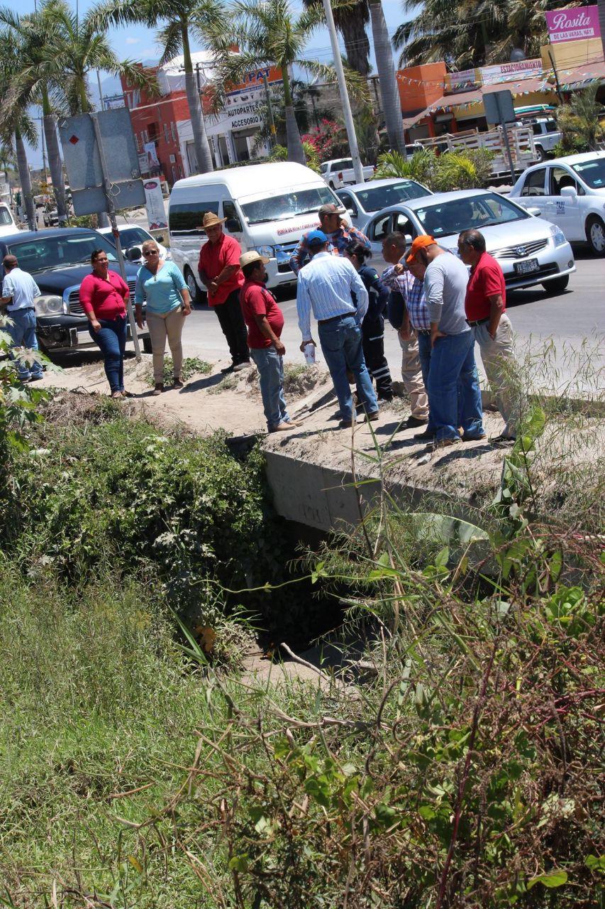 12y13Bahía (6) Encabeza PC Bahía tareas de temporal de lluvias