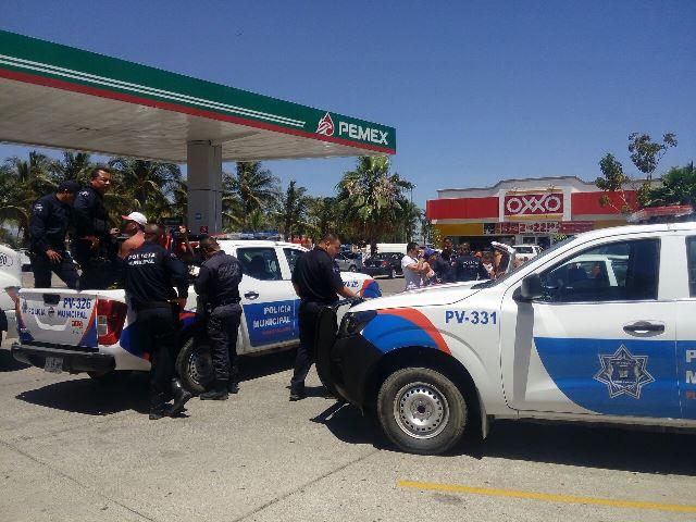 14y15Bahía (4) Persecución policial en Vallarta, termina en Nayarit