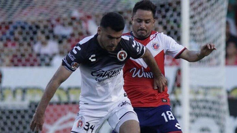 FBL-EUR-C1-BARCELONA-ROMA Barcelona golea a la Roma en ida de cuartos de final de la Champions