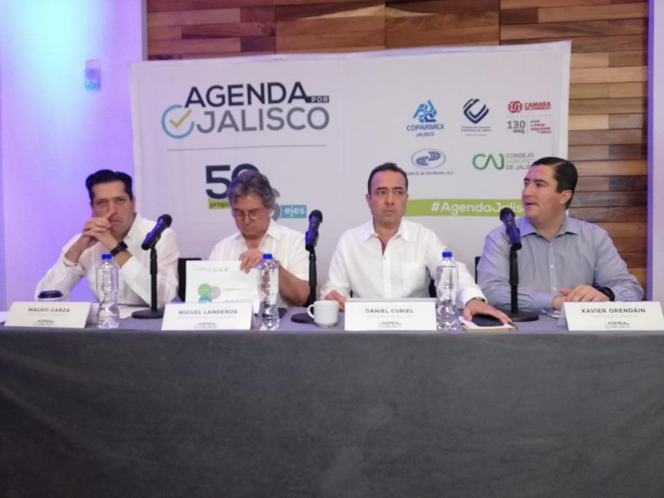 04y05Bahía (1) Presentan empresarios segunda fase de la Agenda por Jalisco