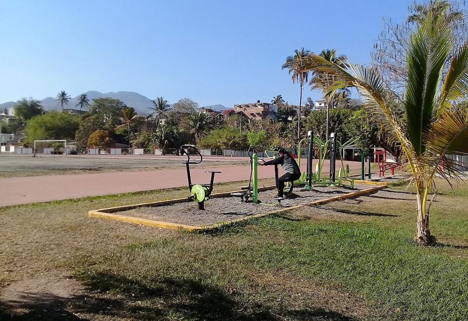10y11Bahía (2) Se detiene por hacer mal uso de la unidad deportiva La Bobadilla