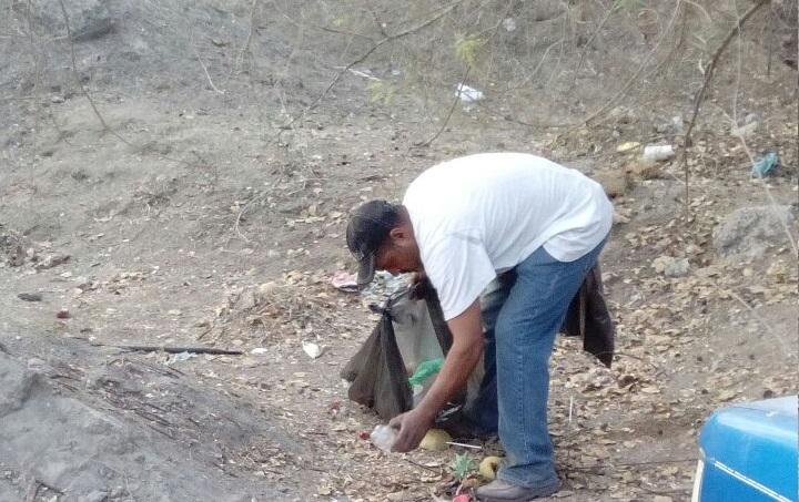18y19Bahía (6) En marcha campaña de recolección de basura para una mejor imagen
