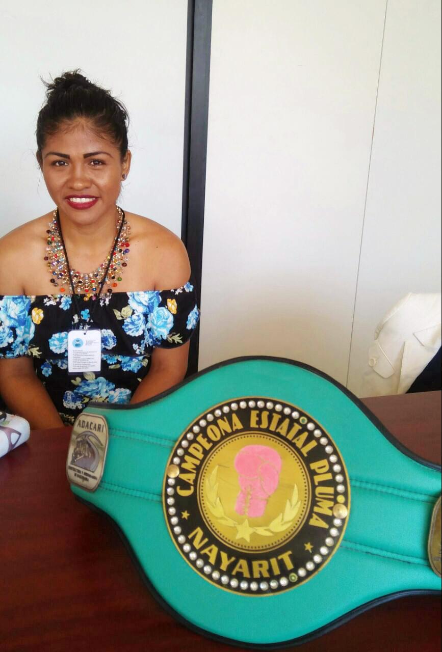 24y25Deportes (6) La Coronita es campeona mundial
