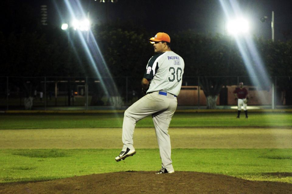 26y27Deportes (1) Inauguran este viernes Torneo de Veteranos