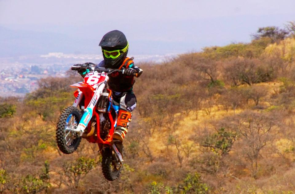 26y27Deportes (15) Anthony Alvarado logra primer lugar