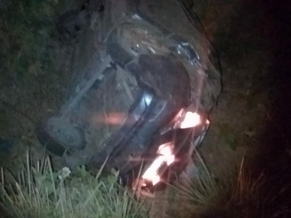 30y31Sucesos (1) Jovencitos heridos en una volcadura