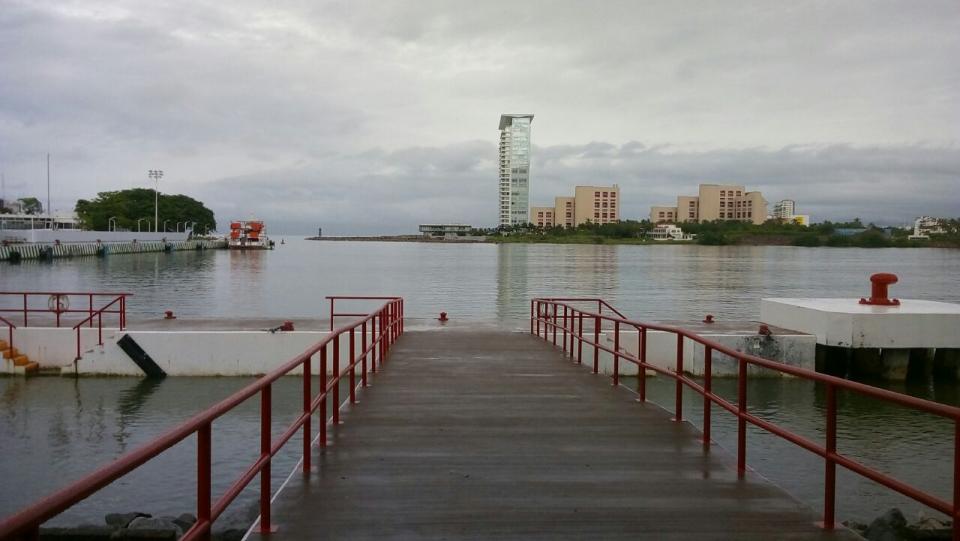 08y09Bahía (2) Reforzarán seguridad de pasajeros ante lluvias: Capitanía de Puerto