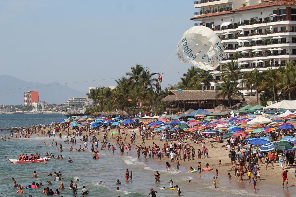 09Bahía Listo Puerto Vallarta para la temporada vacacional de verano