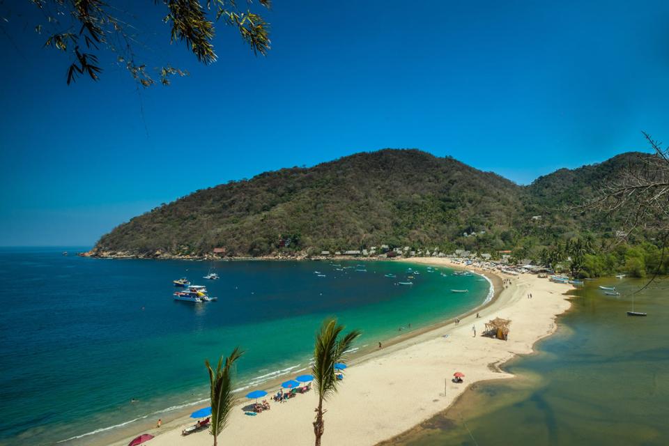 10y11Bahía (1) Todos listos para recibir miles de turistas este verano