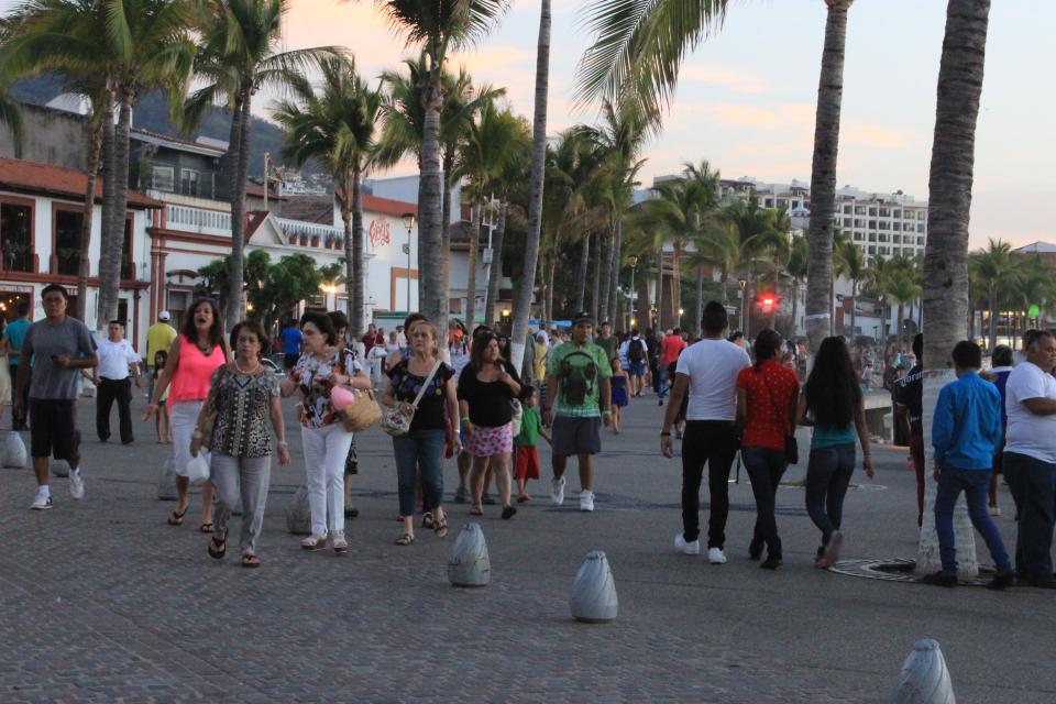 12y13Bahía (1) Trabajan para una ciudad en calma y tranquila