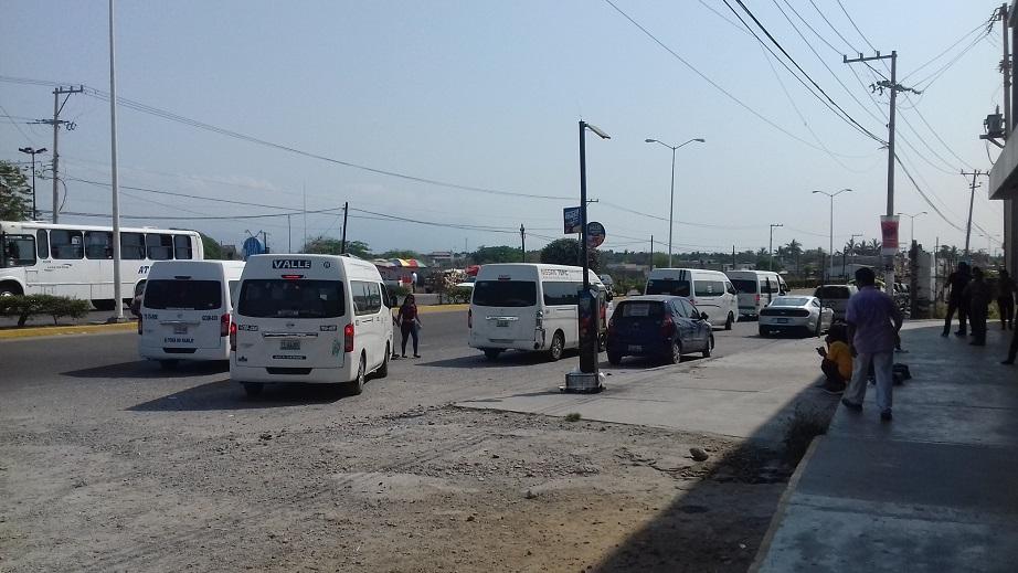 12y13Bahía (3) Se coordina Transito, para garantizar seguridad e imagen en el servicio
