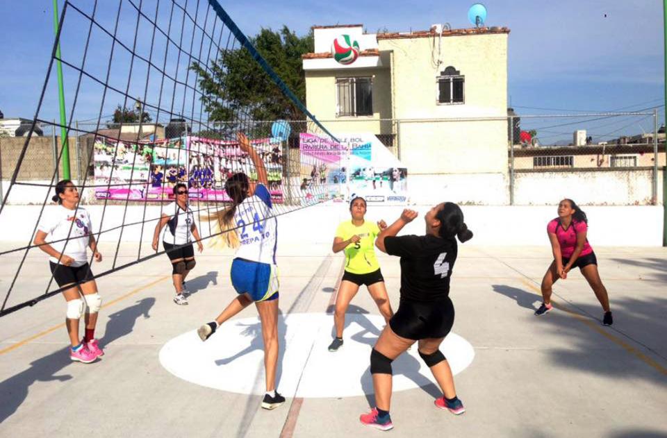 22y23Deportes (5) El sábado, Desembocada ante 3R’s