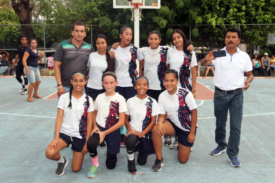 26y27Deportes (1) CIRCUITO ESTUDIANTIL Concluye torneo de secundarias