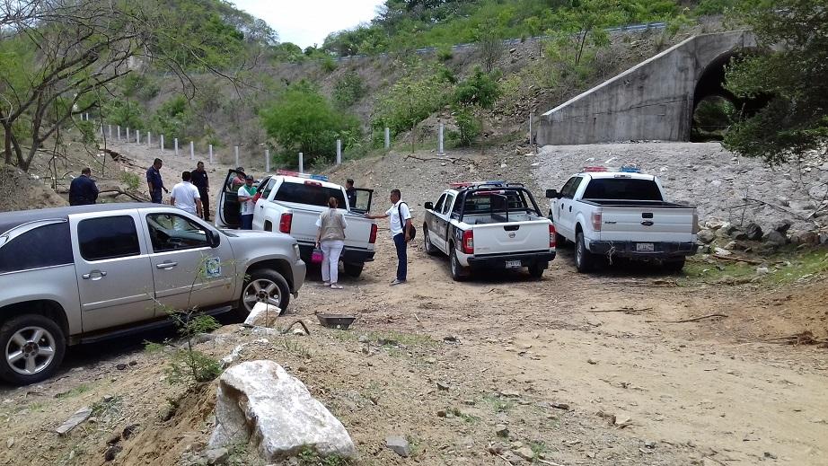 30y31Sucesos (1) Encuentran semi sepultado el cuerpo de una mujer en Bahía