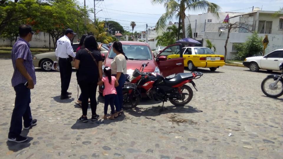 30y31Sucesos (5) Motociclista resulta con lesiones graves al chocar con un vehículo